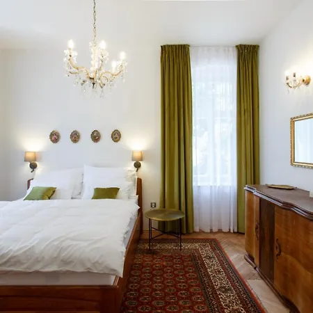 게스트하우스 Parkhotel Vrbno Vrbno pod Pradědem